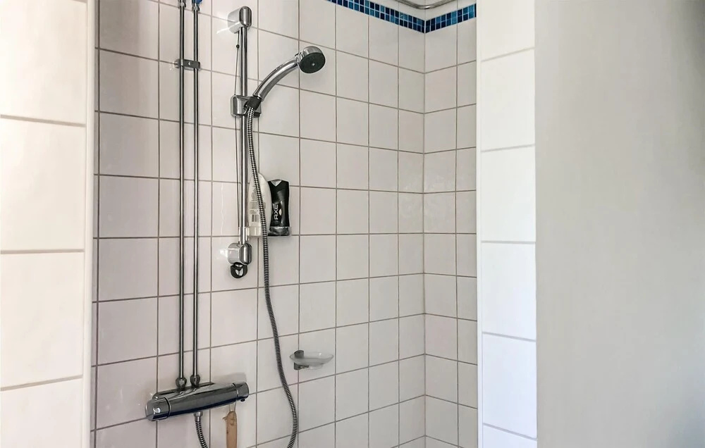 2 Bedroom Awesome Home In Kosta