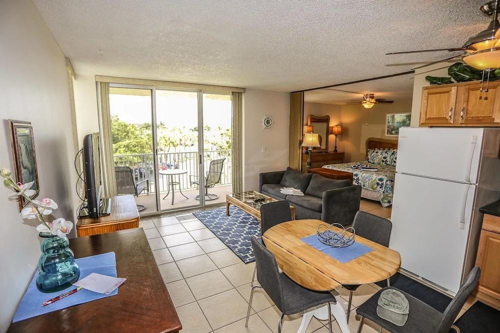 Estero Beach and Tennis 208A