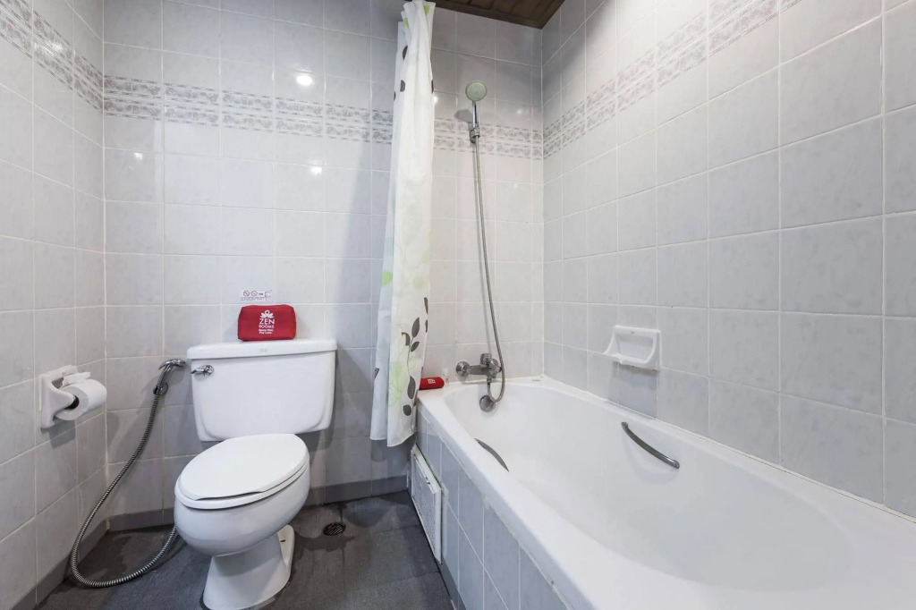 ZEN Premium Prachanukroh Patong Beach