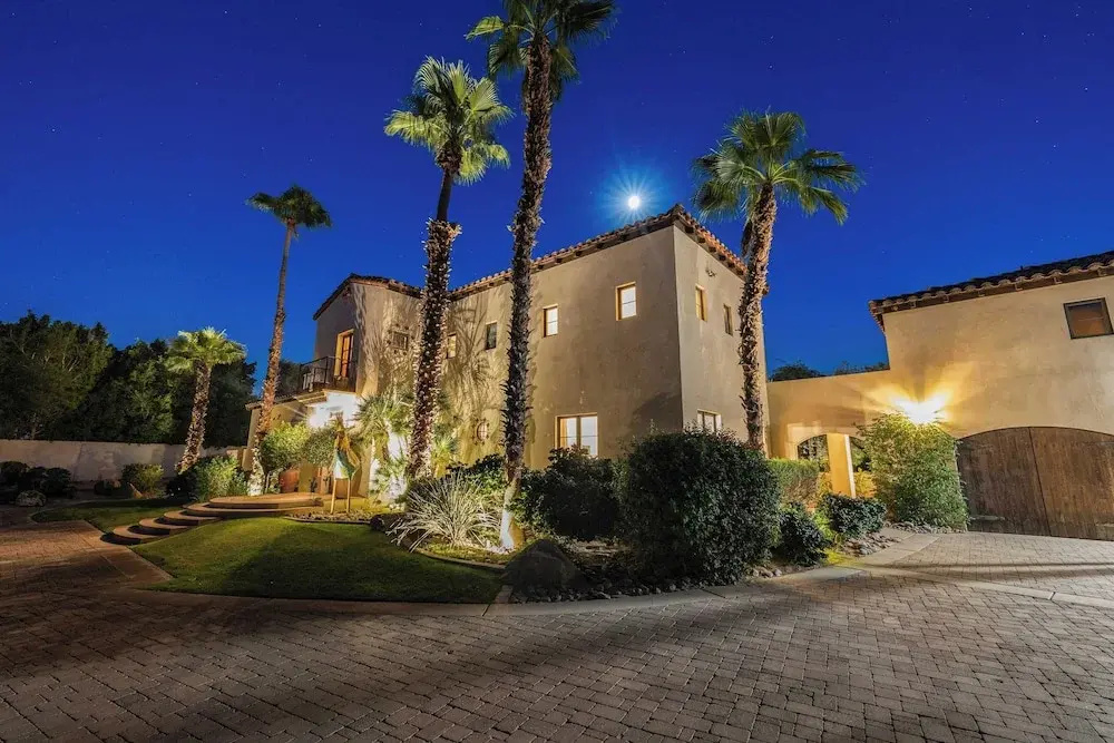 Luxe 7BDR Oasis w Pool Putting Green Game Room Villa Del Gallo by AvantStay