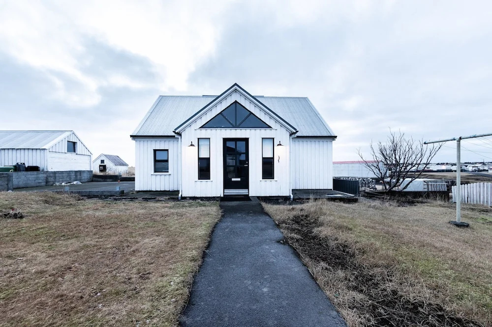 House B16