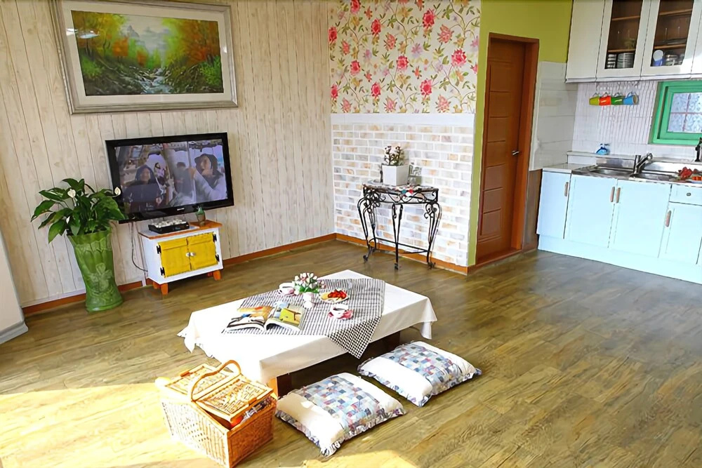 Anmyoendo Gomseom Simile Pension