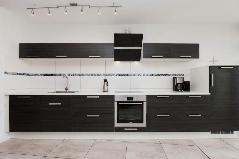 Riverside Apartments by Renters