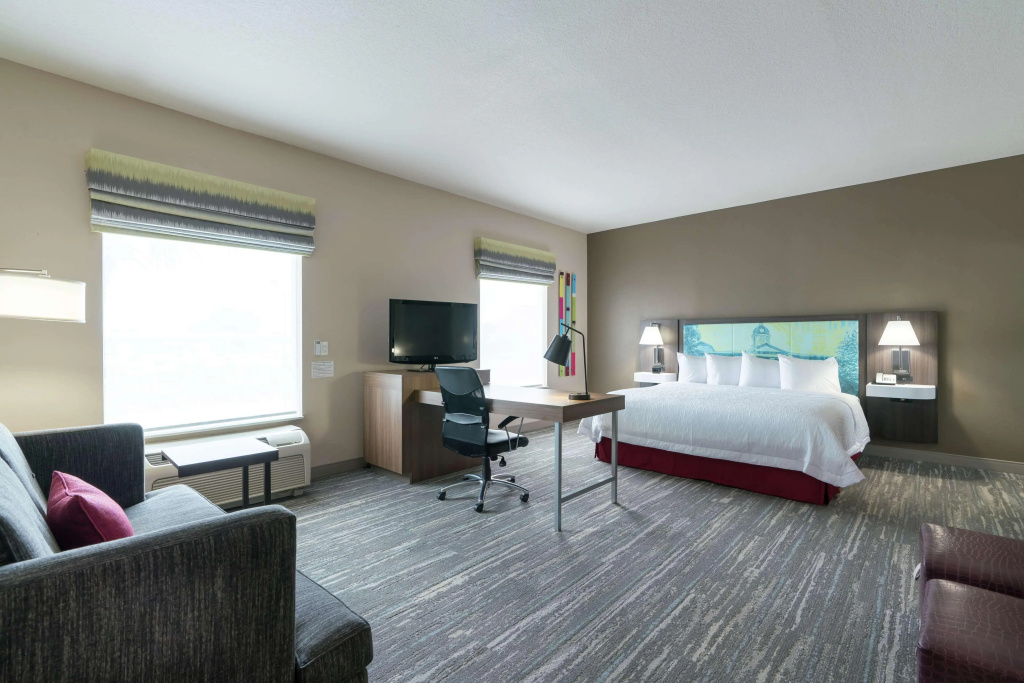 Hampton Inn & Suites Lake City