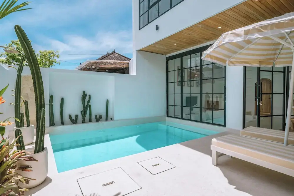 Villa Sunset and Sunrise - 2BR elegant villa in Central Canggu