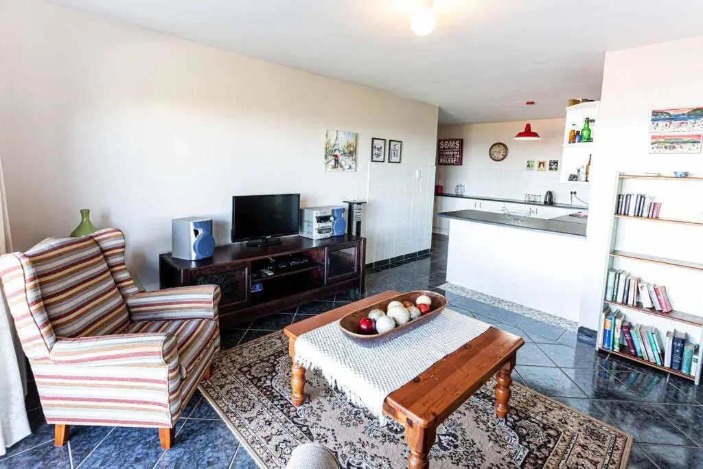 2 Bedroom Holiday Flat in Dana Bay