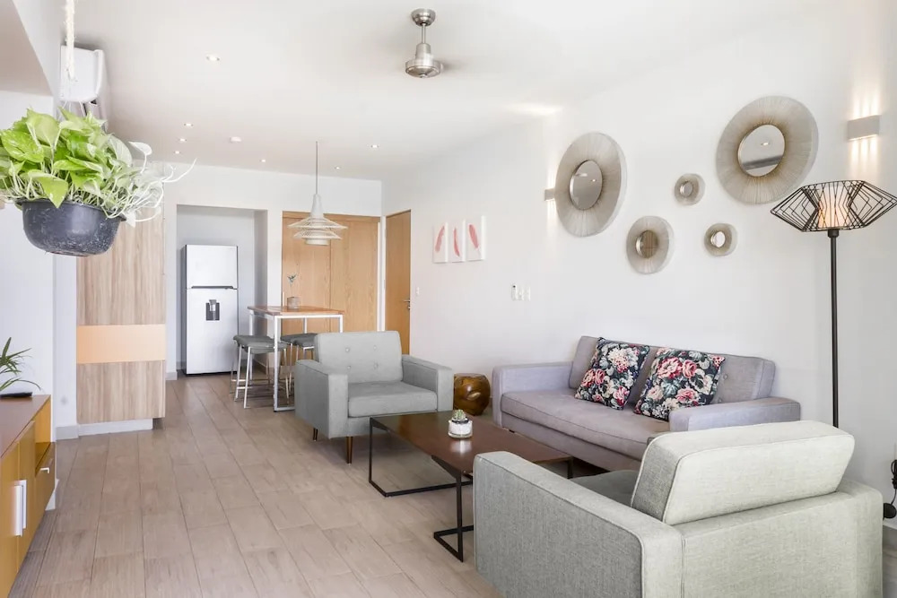 Opal Suites Apartments