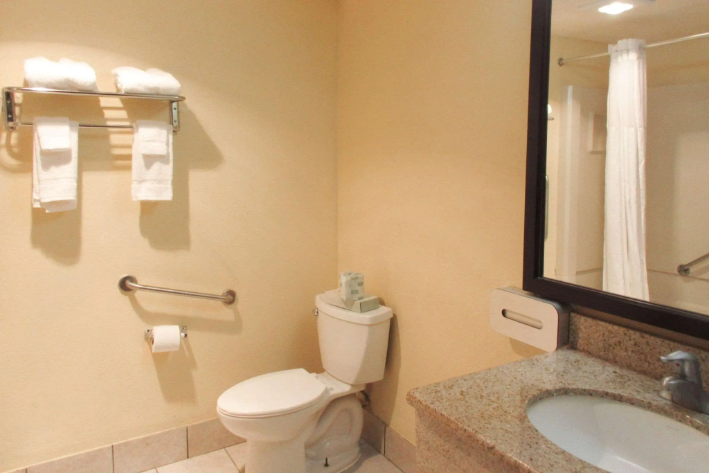 Quality Inn & Suites