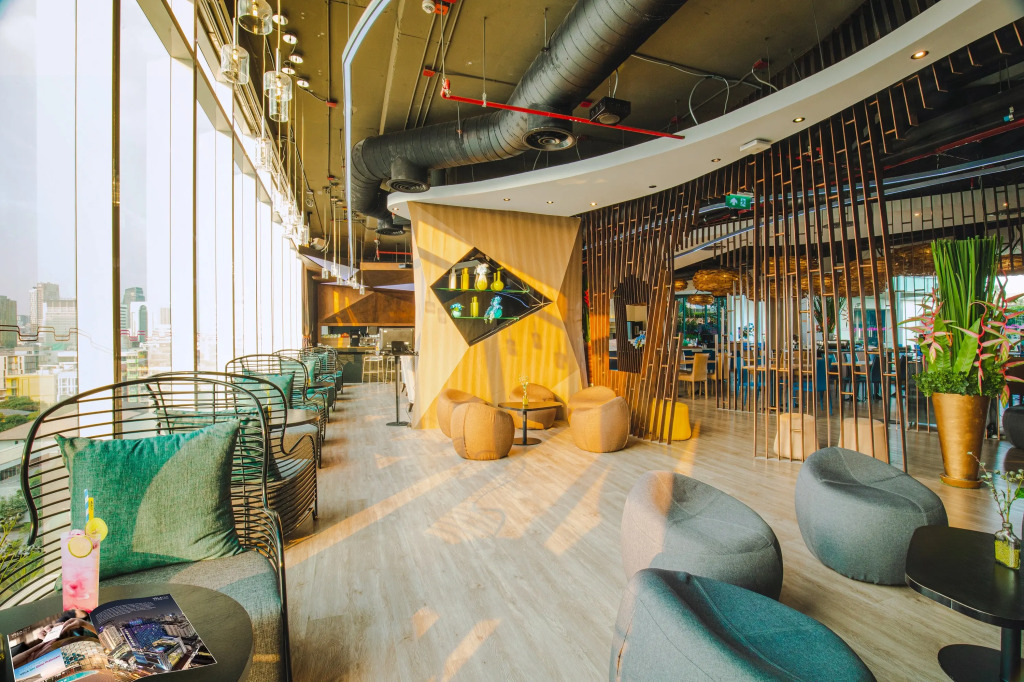 VELA Dhi GLOW Pratunam