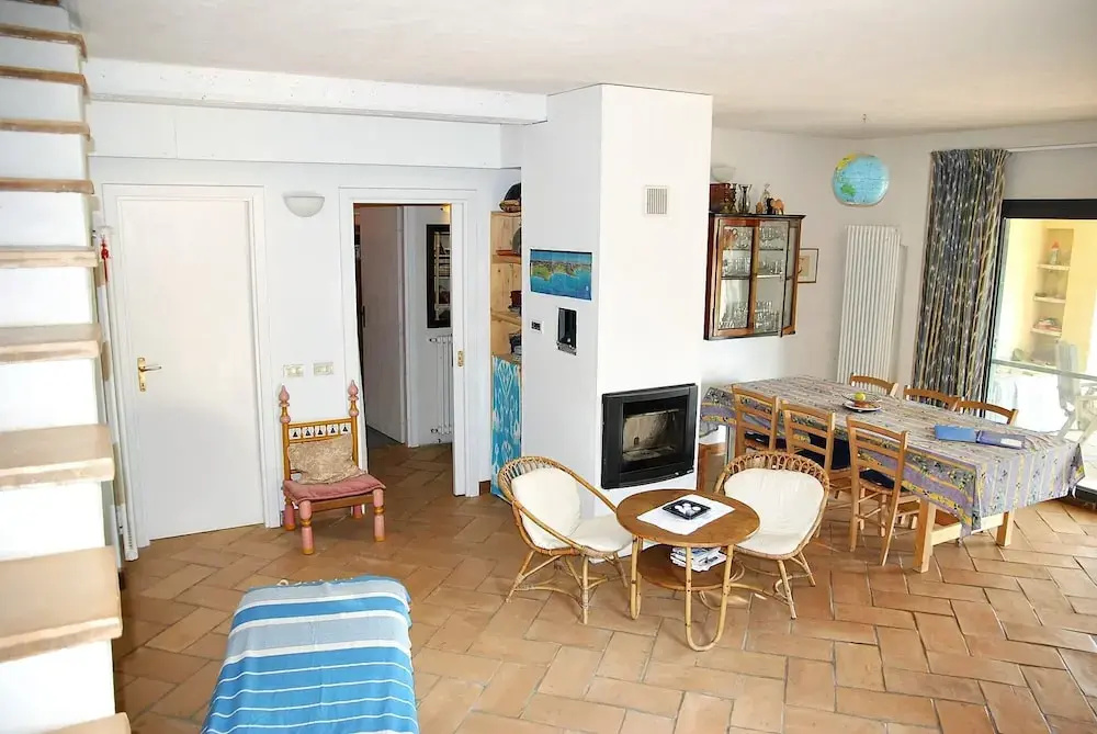 Villa in Sperlonga With Green External Space for 4 Persons