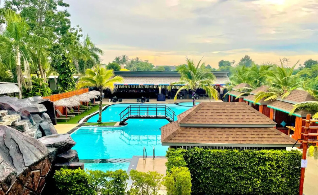 Hideaway Resort Banchang
