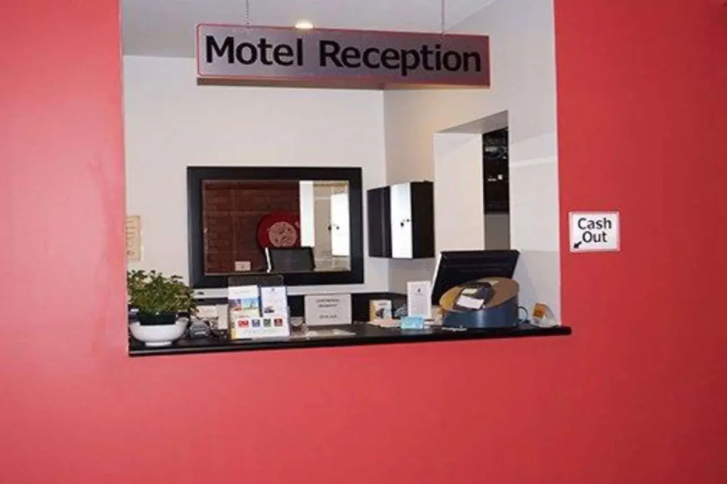 Peppermill Inn Motel