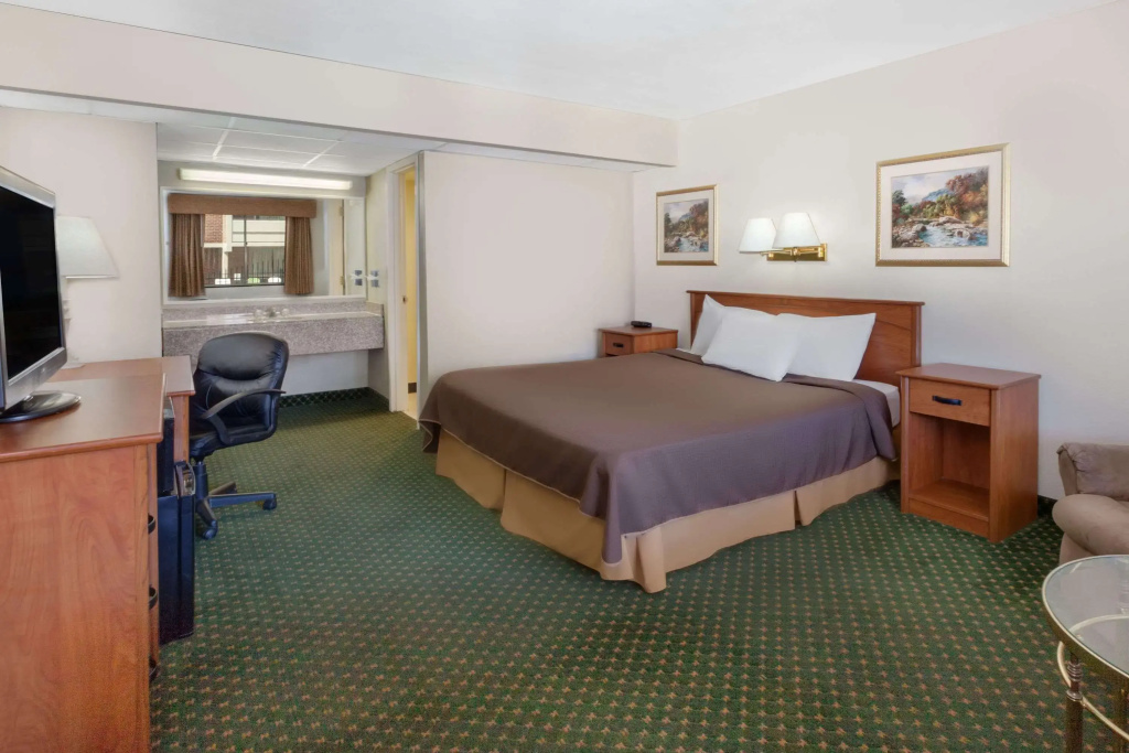 Travelodge by Wyndham Jackson