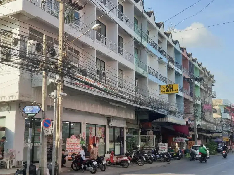 Gate 2Hostel