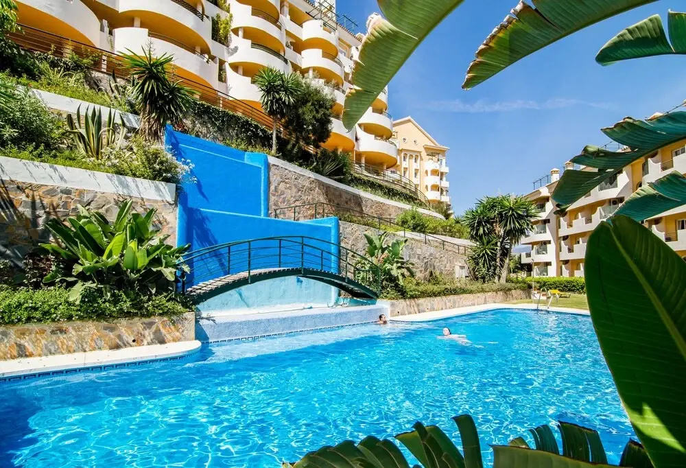 SAA2 Stunning 3 bedroom apt in Puerto Banus Roomservice