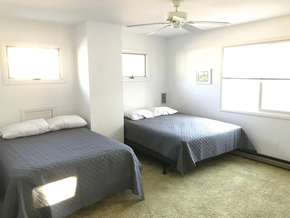 Just Beachy 644 Tingle Ave by Long & Foster