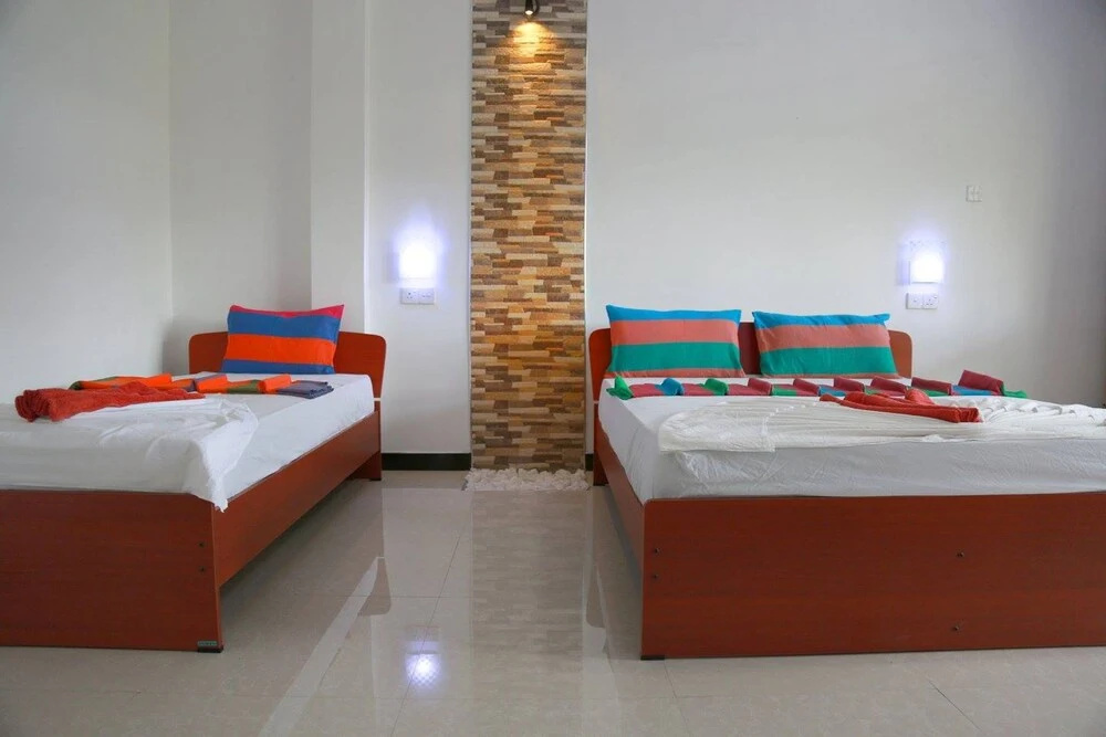 Dimuthu Home Stay