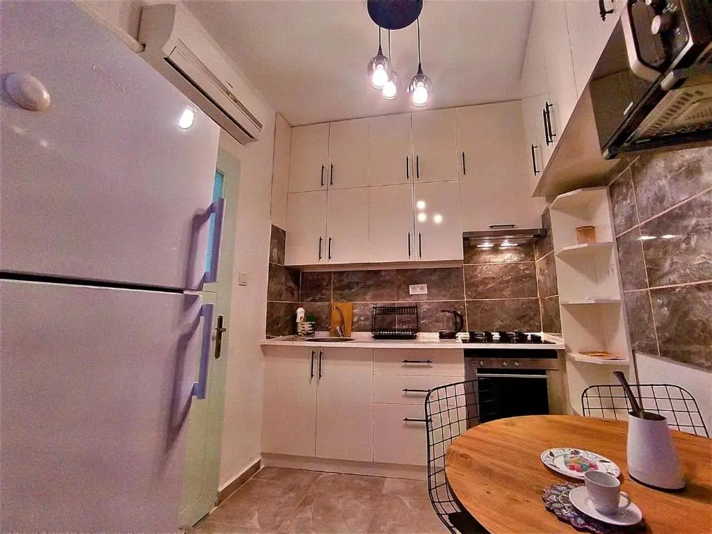 Central Flat Near Seaside In Antalya Muratpasa