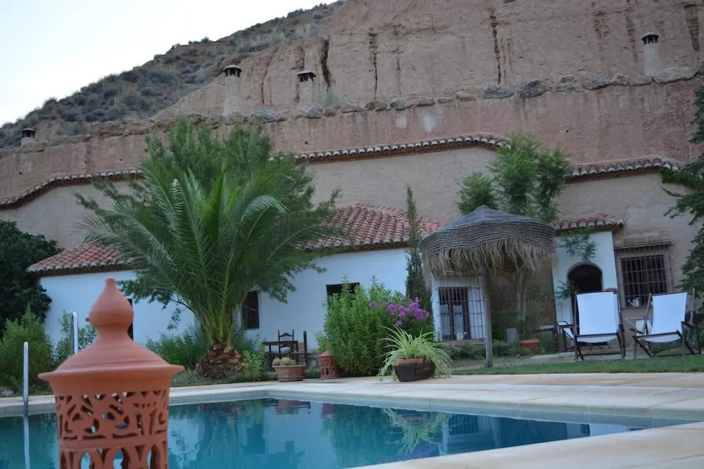 Cuevas Almagruz