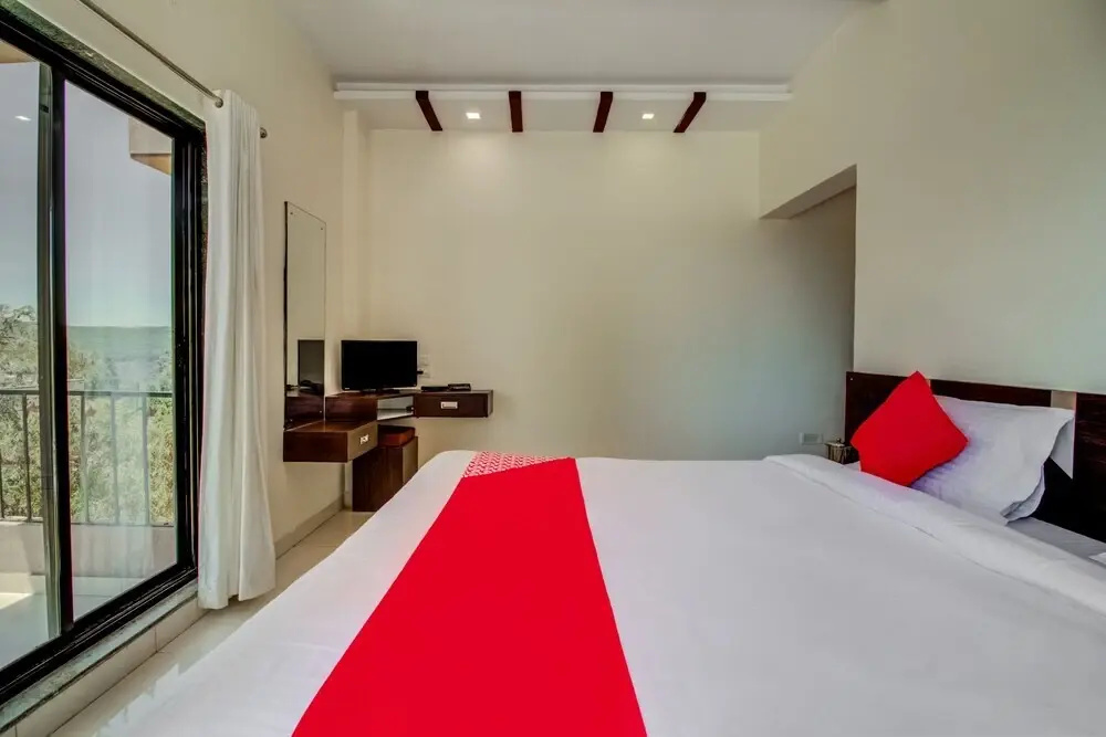 Chinar Residency by OYO Rooms