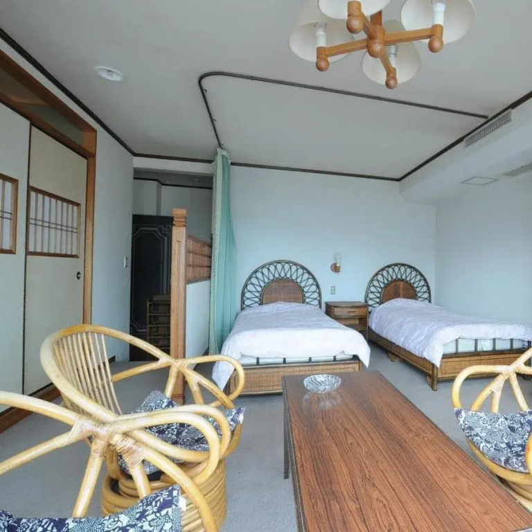 Hotel Hakusuien