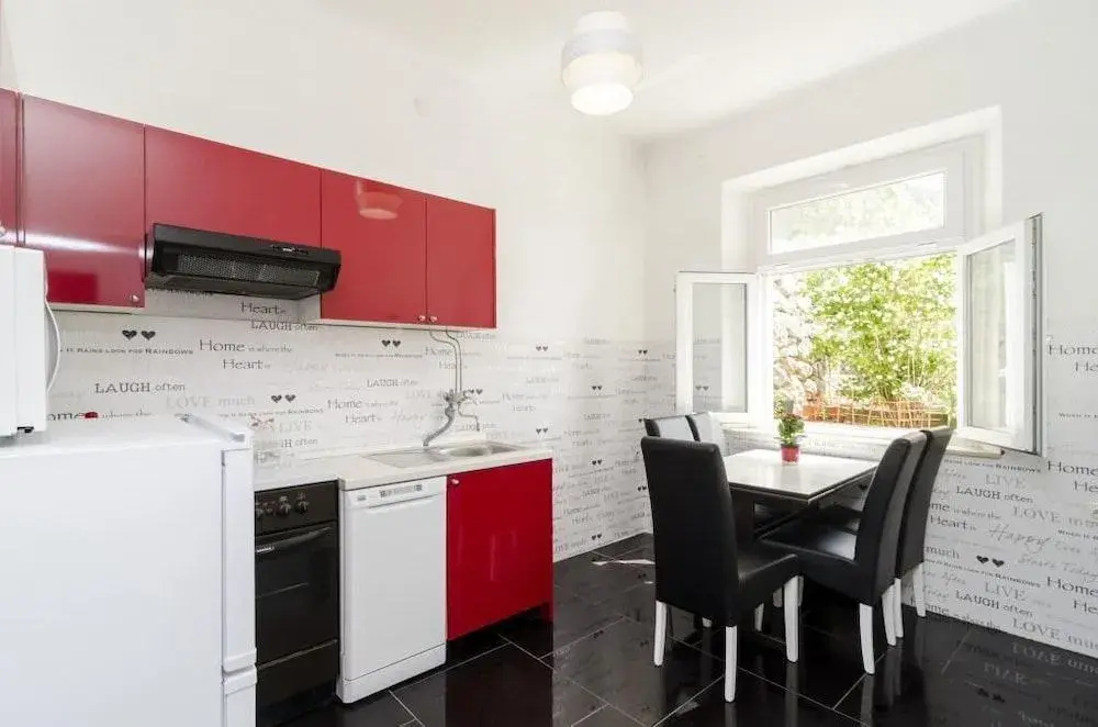 Ploce Apartments - Mama's