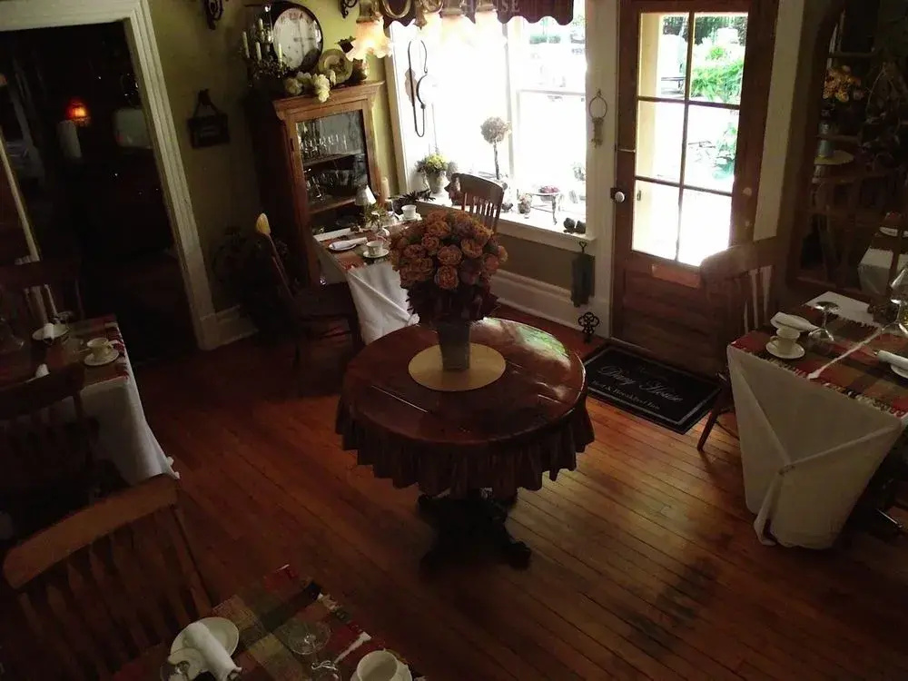 Historic Davy House Bed & Breakfast Inn