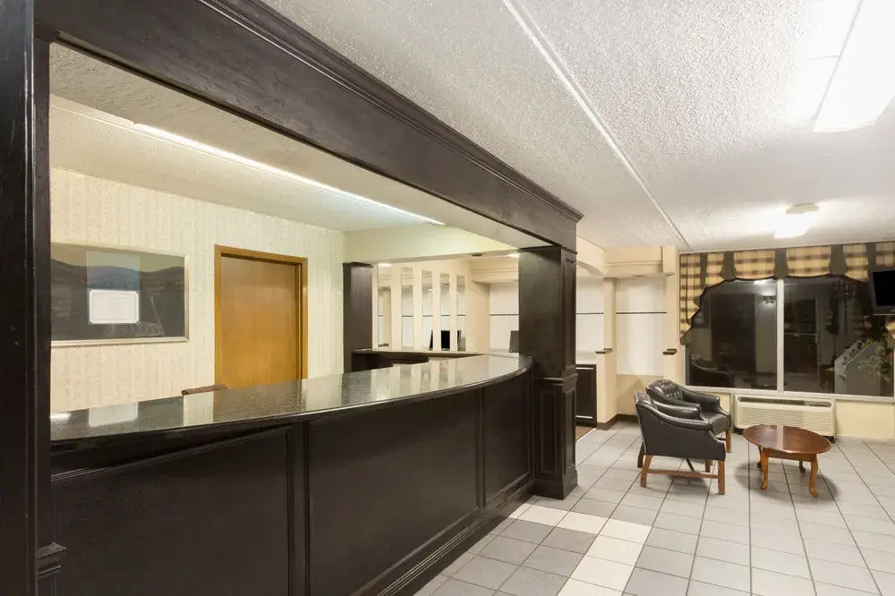 Super 8 by Wyndham Kingsport I 81