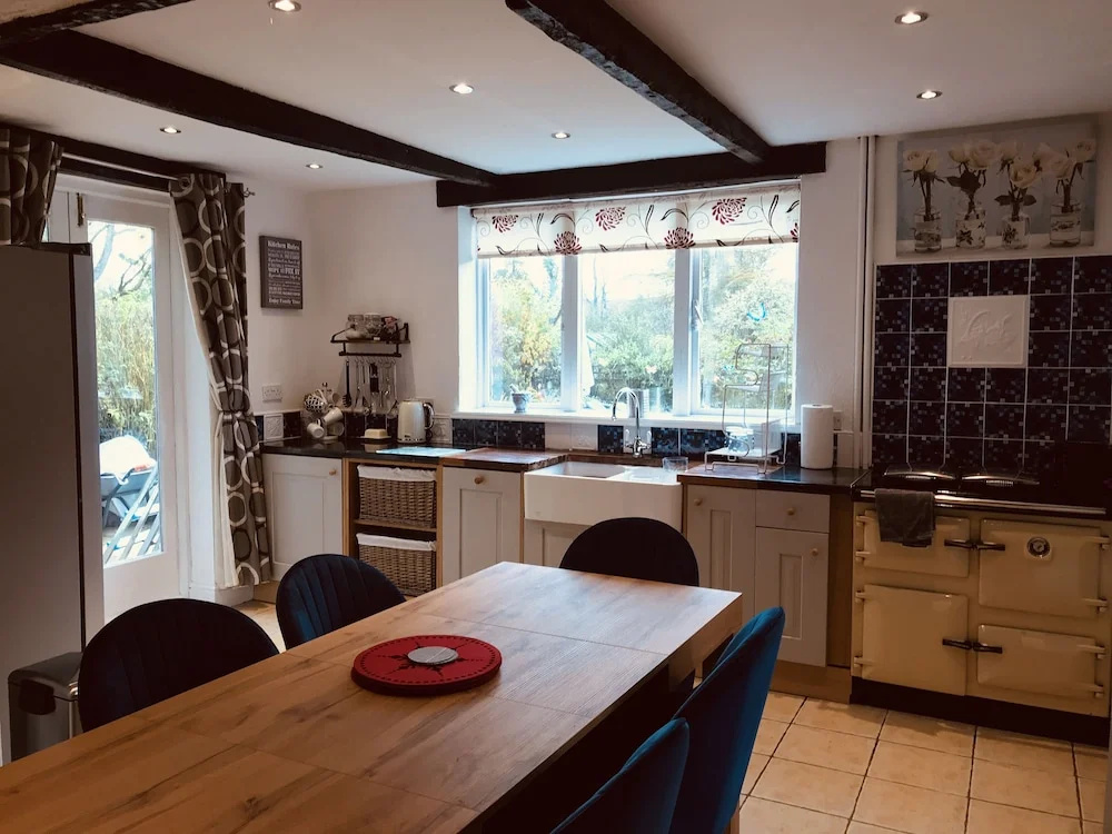 3 Bedroom Country Retreat - Dogs Welcome