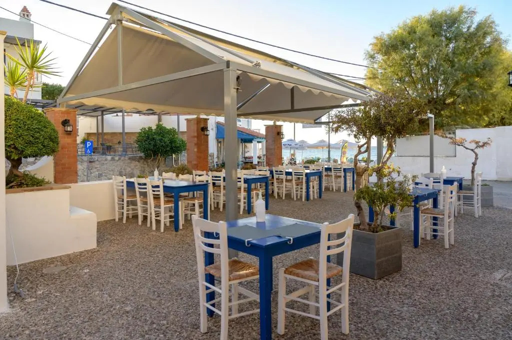 Chios Xenia Studios & Apartments