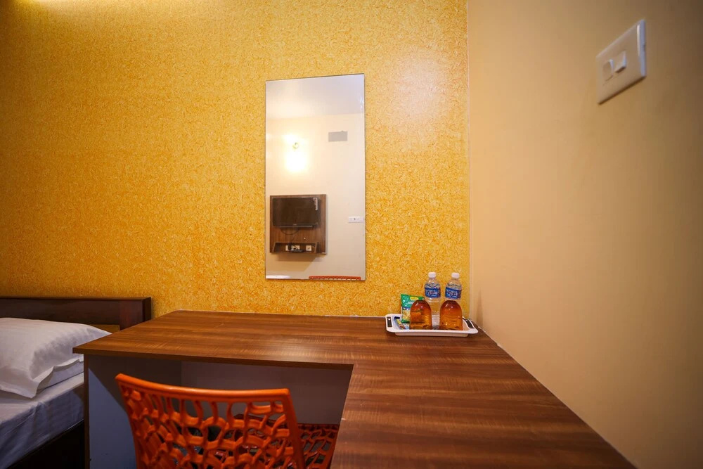 VR Inn , 900 Meters from Rock Beach
