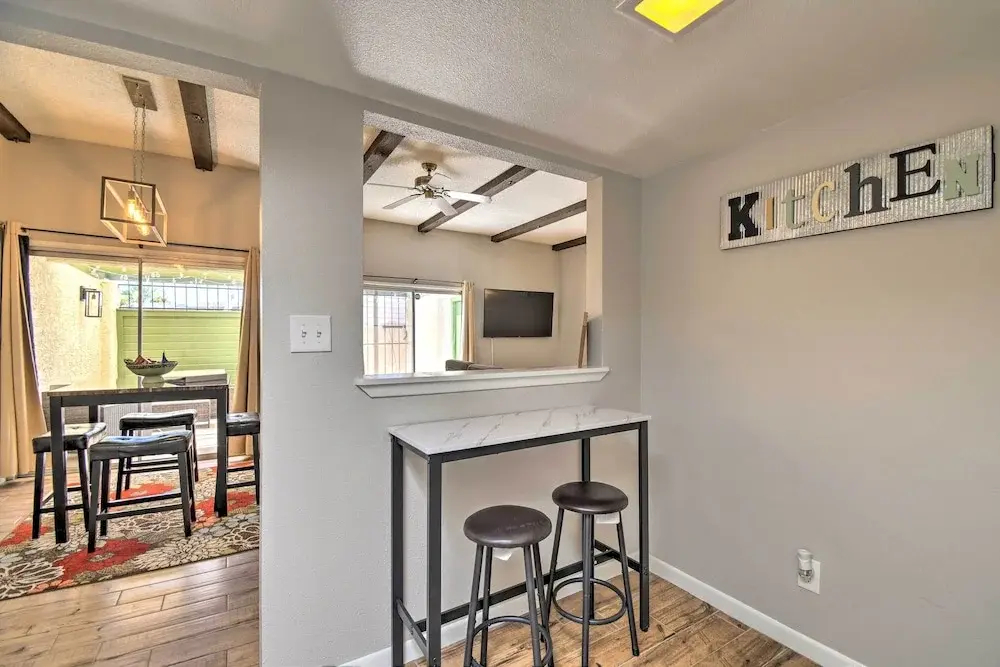 3 Mi to Mill Ave: Central Condo w/ Patio in Tempe