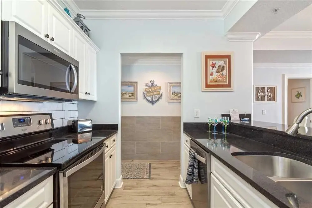 Ocean Ritz 1703 - Four Bedroom Condo