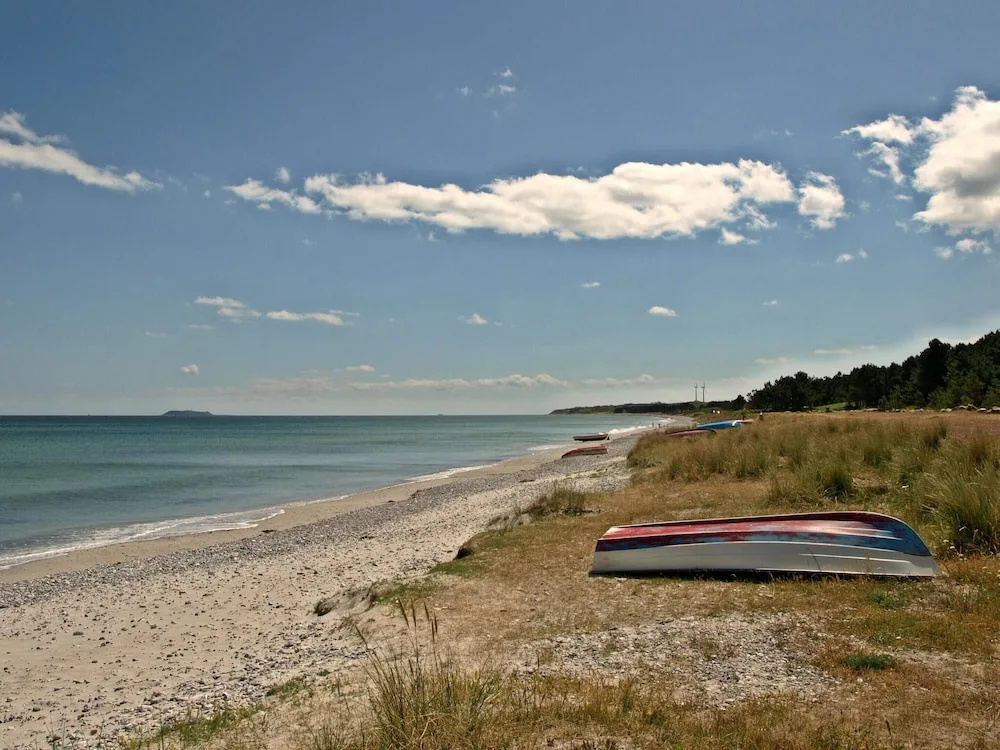 8 person holiday home in Glesborg