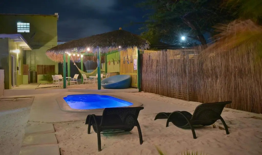 Pista Q hostel and apartments