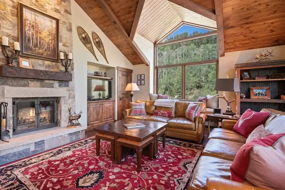 Luxury 4 Bedroom Penthouse Residence In Beaver Creek Village