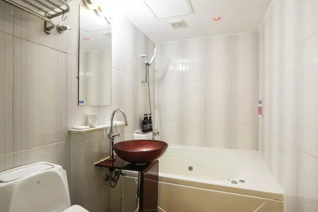 Laria Hotel