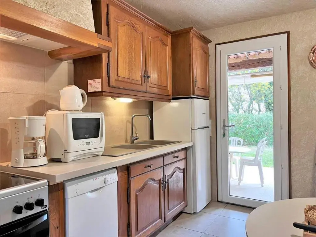 Maison Le Lavandou, 3 pièces, 6 personnes - FR-1-251-46