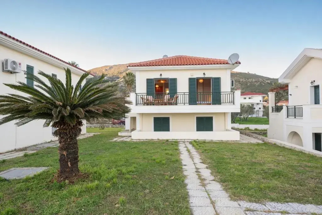 Captain's Villas