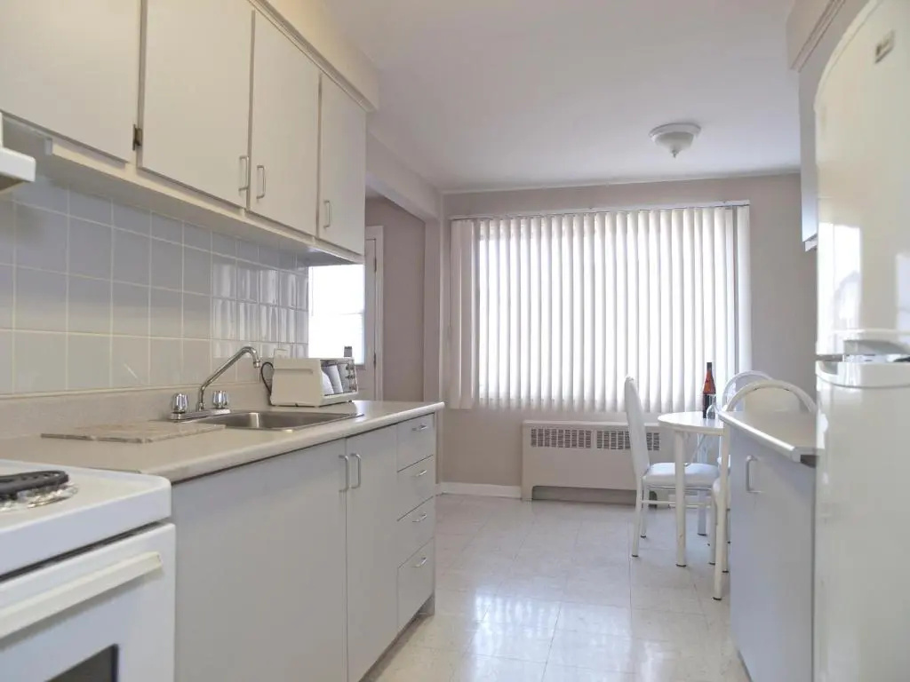 Beausejour Apartments - Hotel Dorval