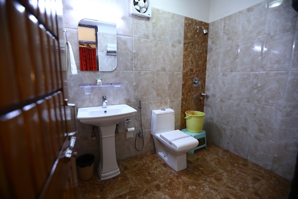 Hotel Natraj Pure Veg