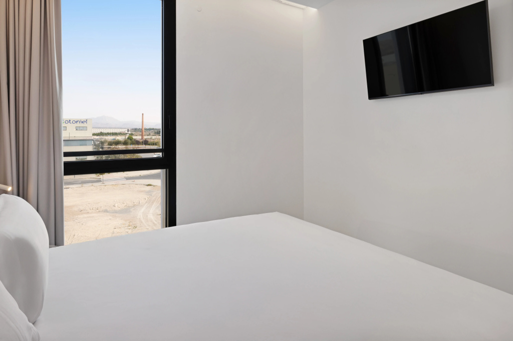 B&B HOTEL Alicante Aeropuerto