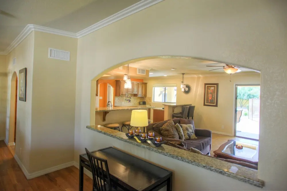 Presidio - 6 Bedroom Home - Scottsdale