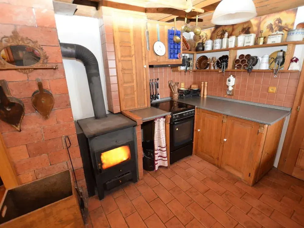 Cozy Holiday Home with Swimming Pool Bohemian