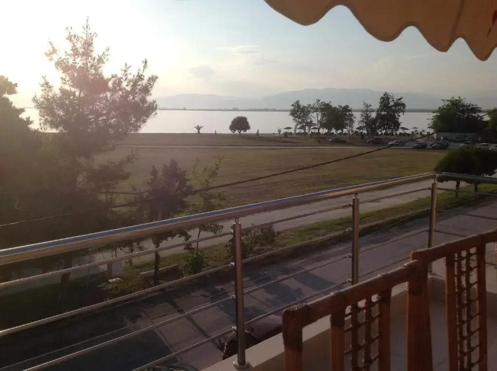 Sunshine Pool Apartment