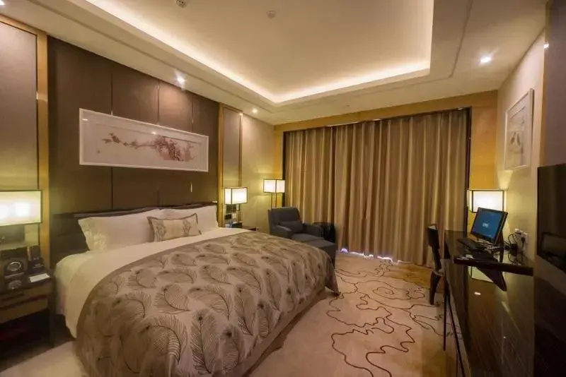 Yun-zen Jinling Lotus Hotel