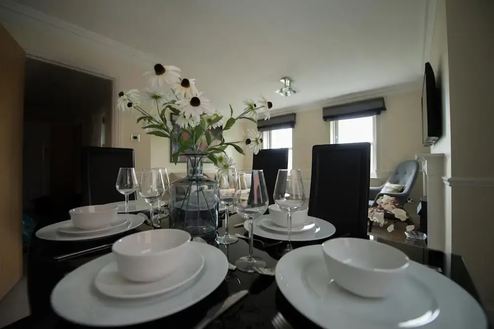 Hampden Apartments - The Meghan