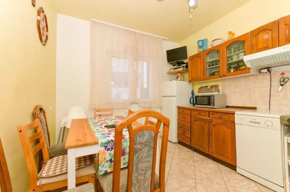 Apartment Josip