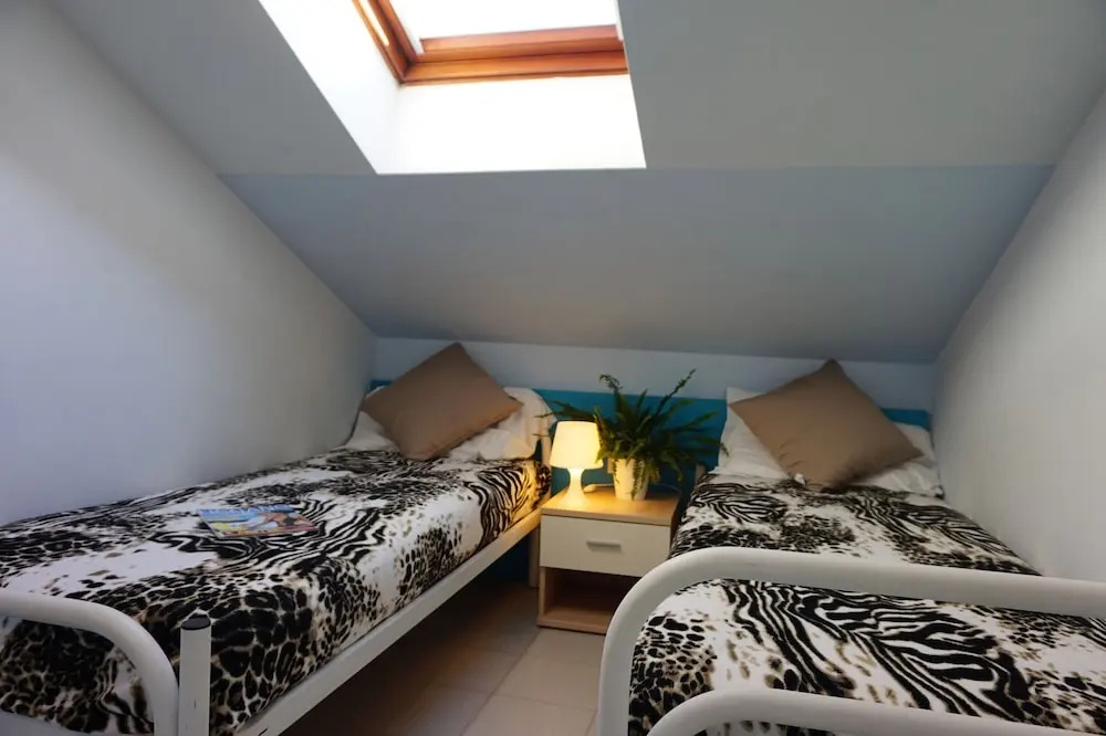 Modern Penthouse on 2 Floors With Terrace and Swimming Pool by Beahost Rentals