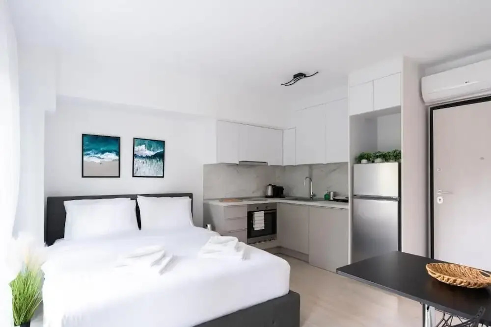 Velvet Luxury Apartments near the City Center by BiNoBi